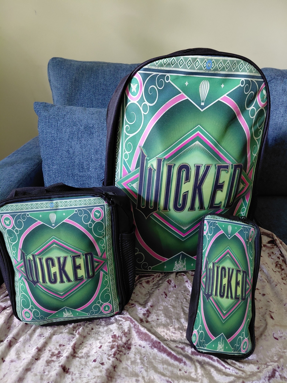 Wicked Green Graphic Backpack Set by - (3-Piece)